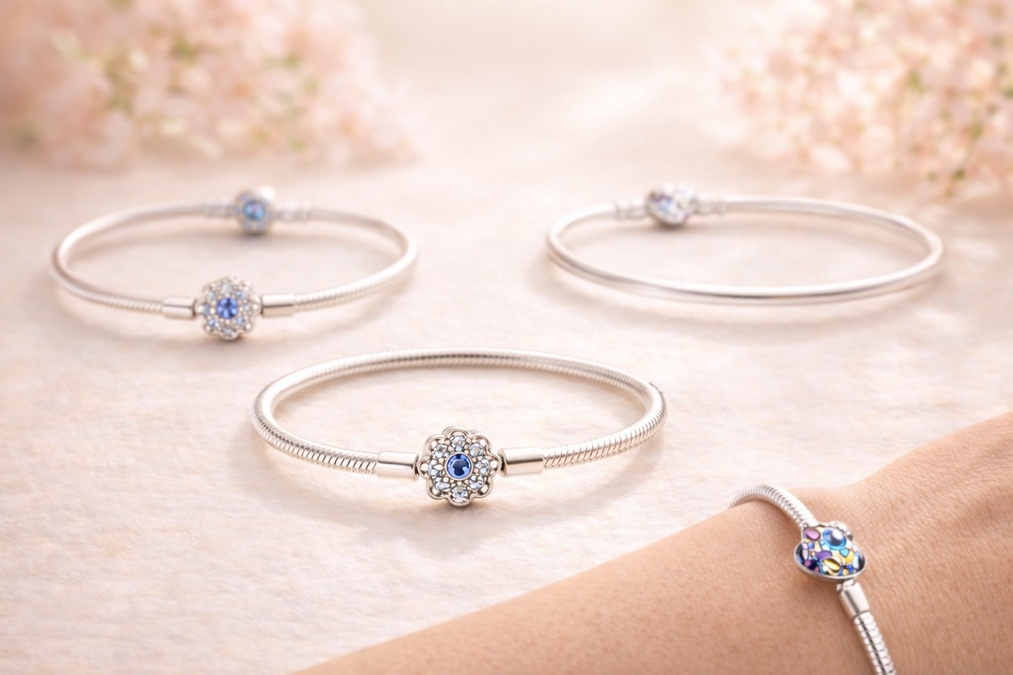 Bracelet Charms Fleur Protectrice – Plaqué Argent ✨